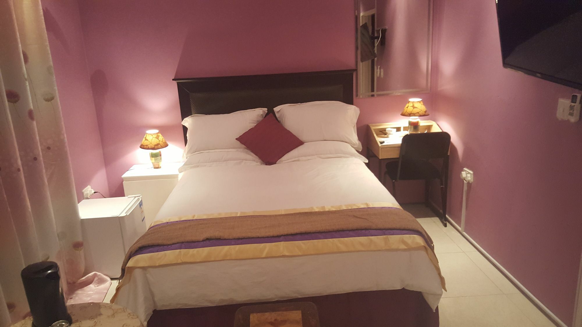 Mathlyn Guest House Франсистаун Экстерьер фото